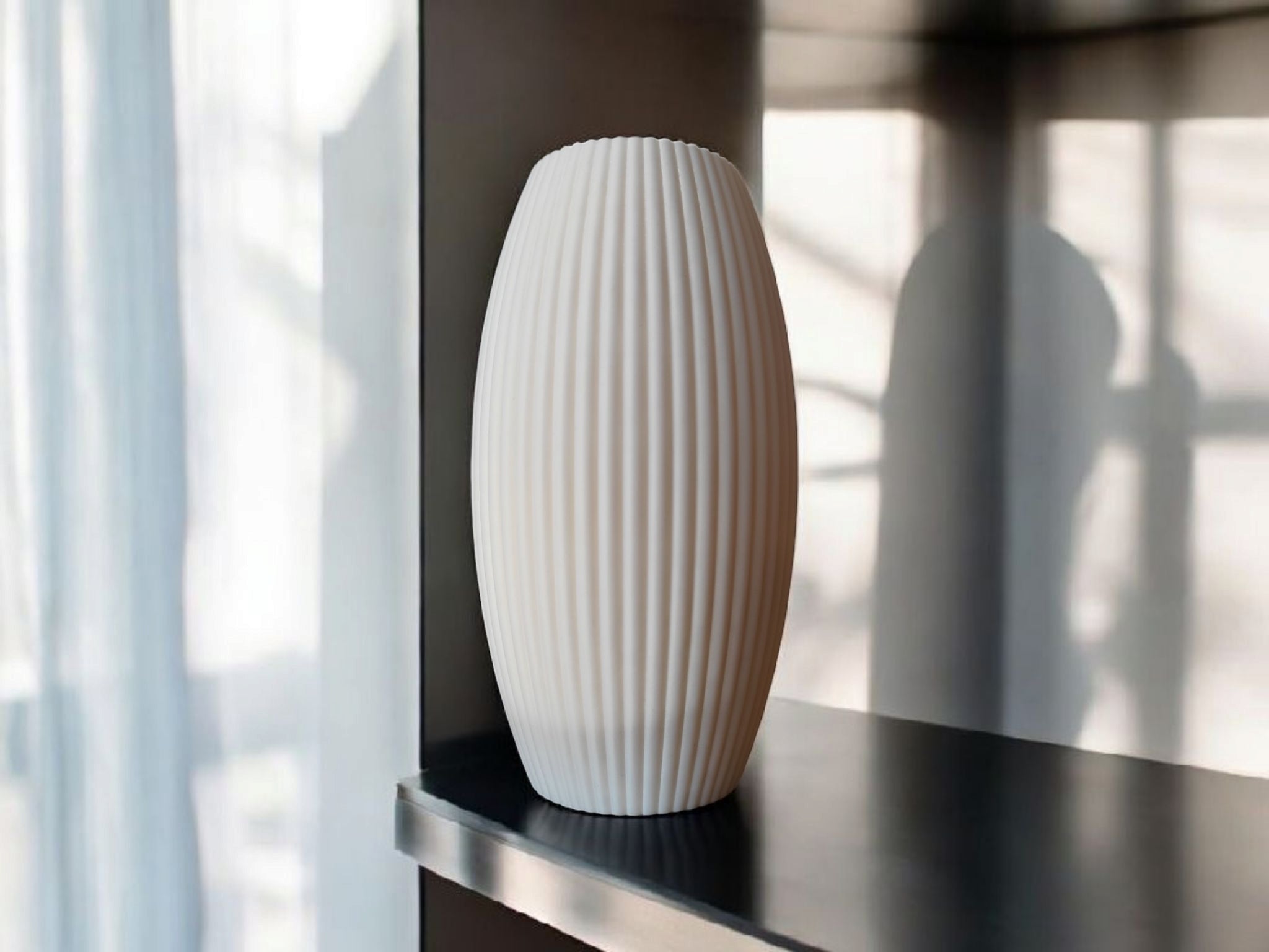 3D Printed Ribbed Vase with Scalloped Edge