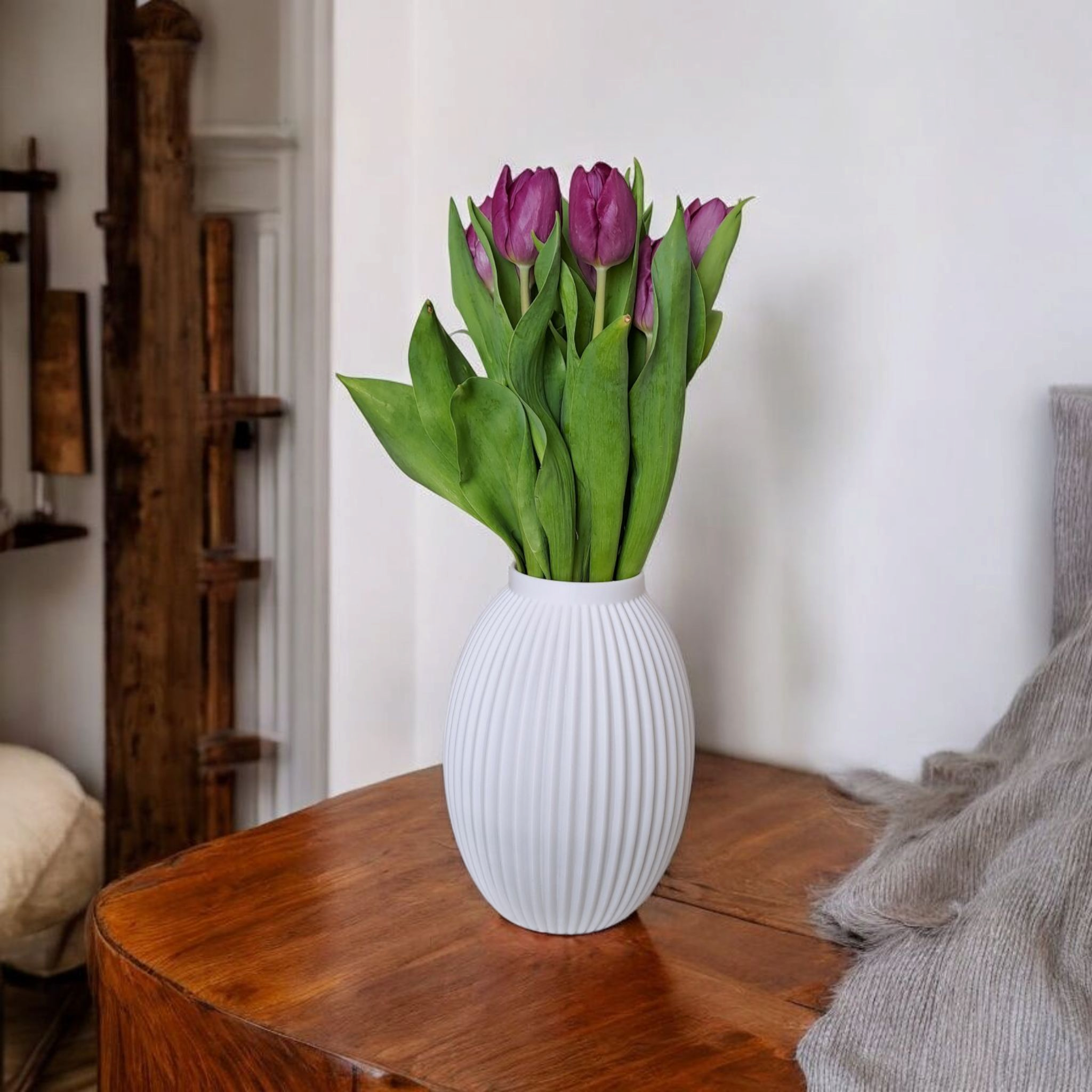 Modern Ribbed Bulbous Design Vase