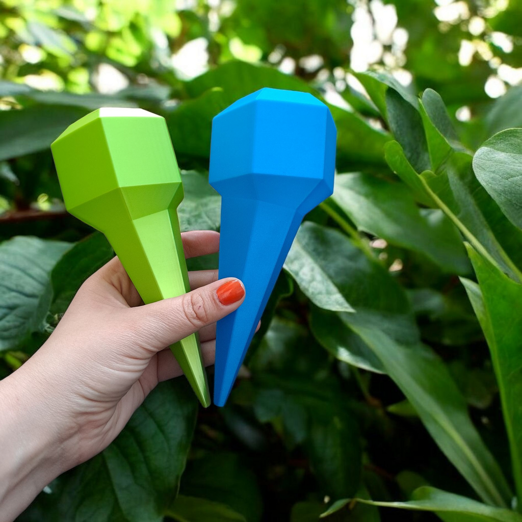 Geometric Watering Spike