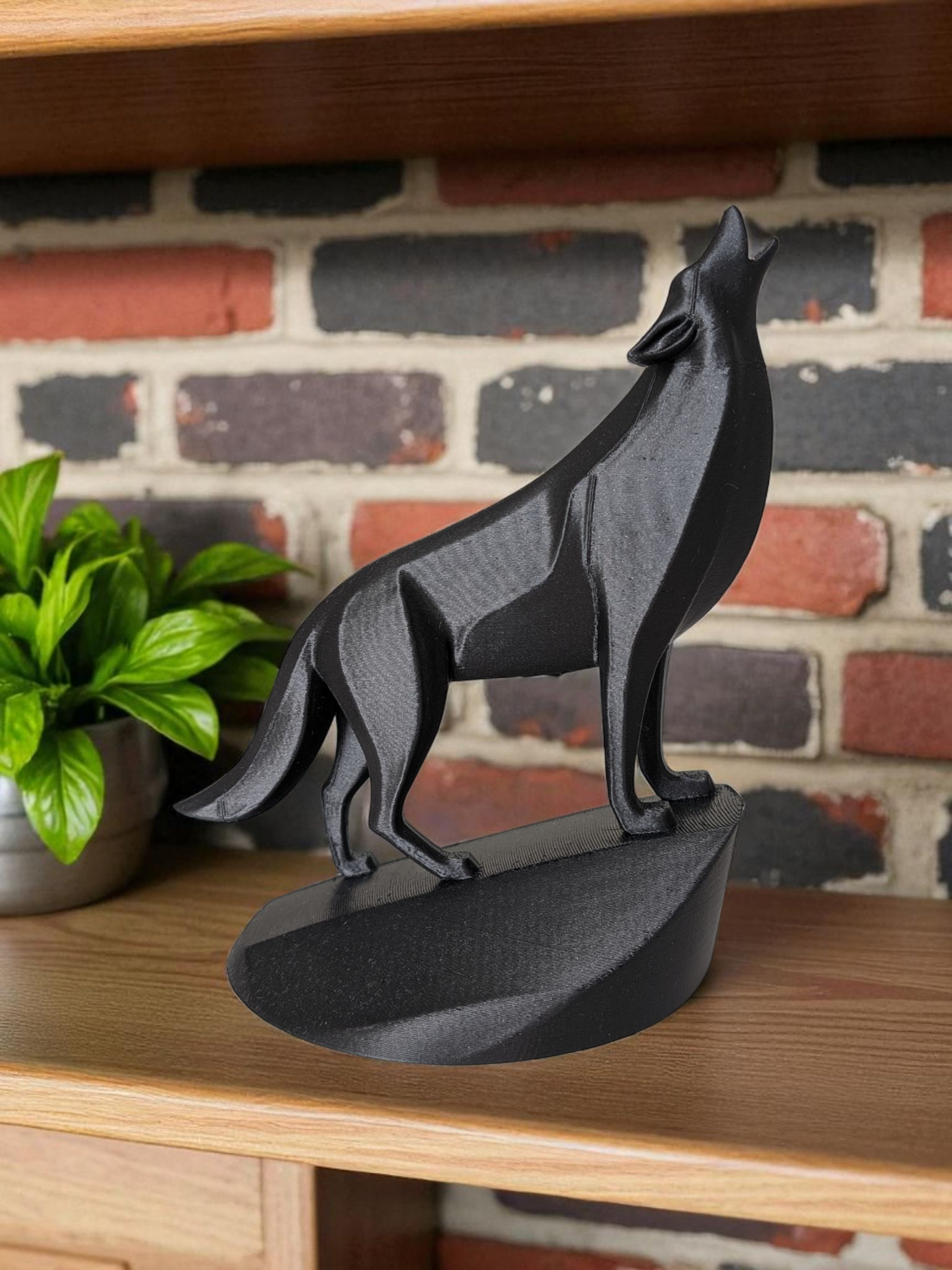 3D Printed Howling Wolf Sculpture